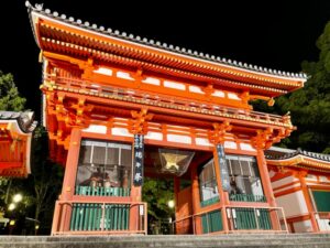 Yasaka Shrine’s West Tower Gate at night